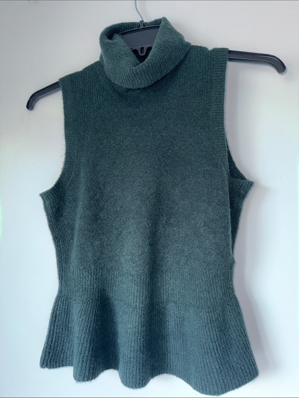 White House Black Market Soft Turtleneck Peplum In Green Spruce New small - Picture 4 of 14